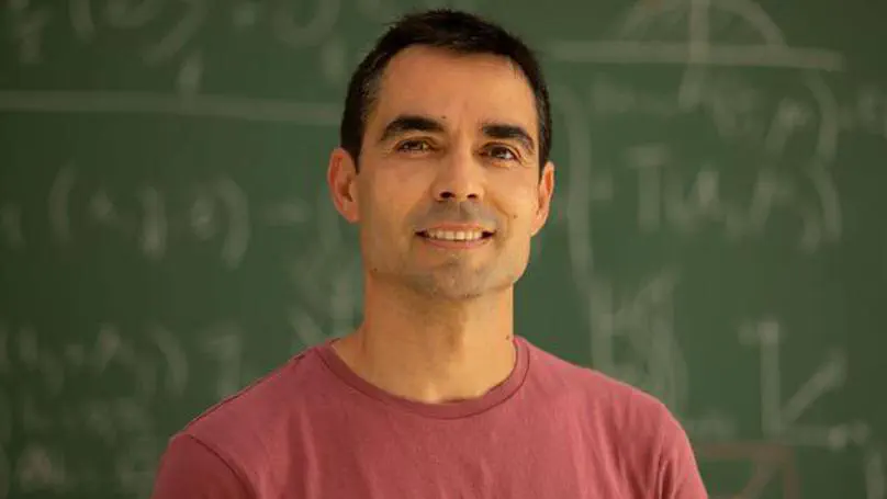 Dr Ignacio Arganda-Carreras wins the RMS Award for Data Analysis in Imaging (DAIM)